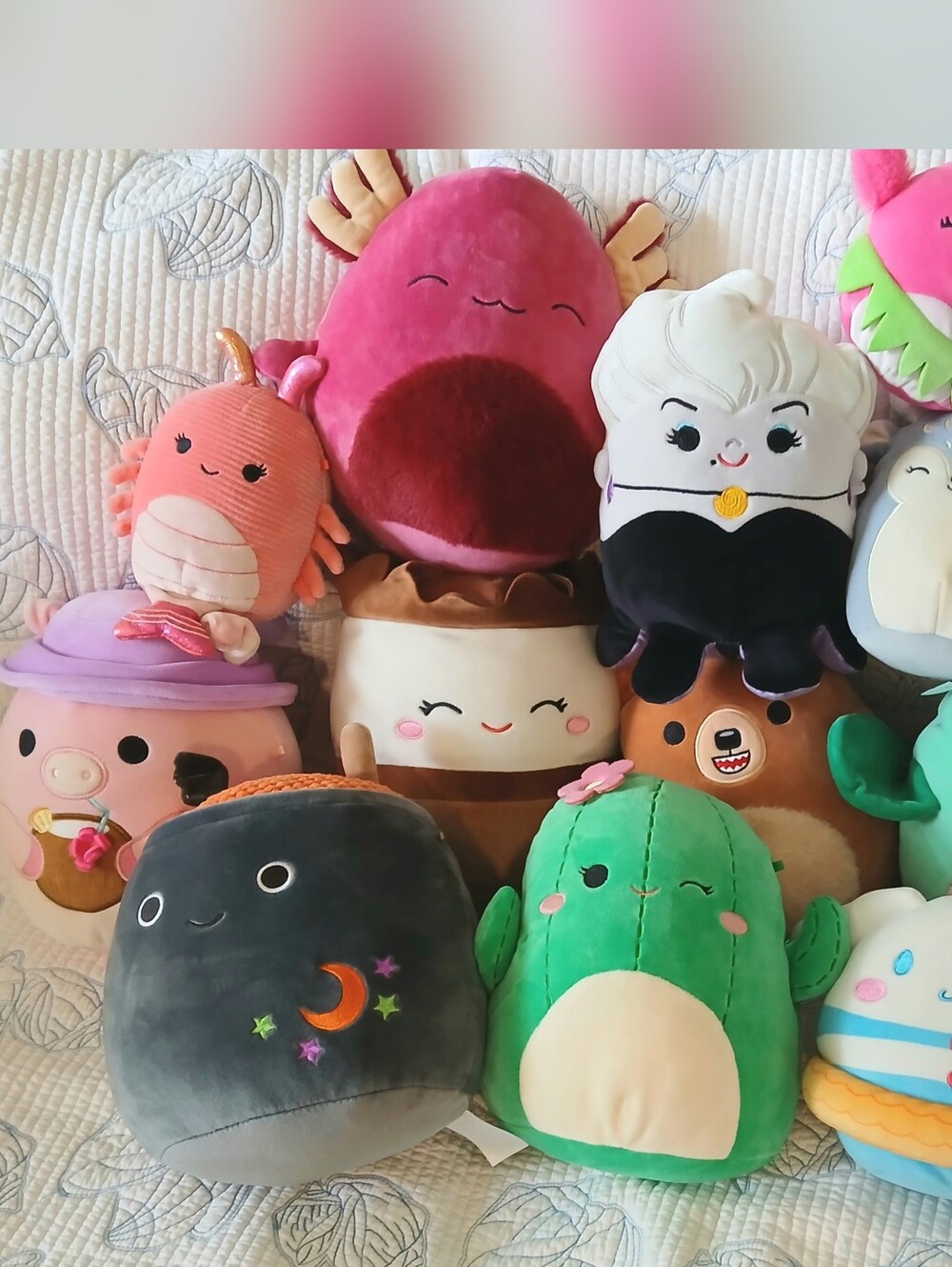 Bundle Of 12 Squishmallows